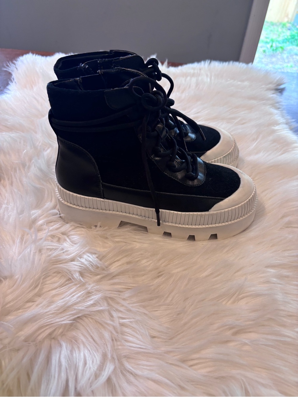 Gianni Bini Black and White Chunky Lug Sole Ankle Boots - Picture 6 of 8